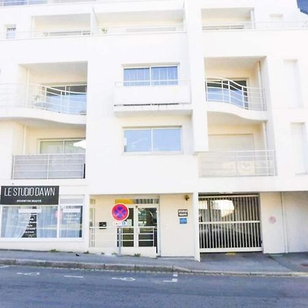 T3 Au Centre Ville Avec Balcon, Parking Gratuit 坎佩尔 外观 照片
