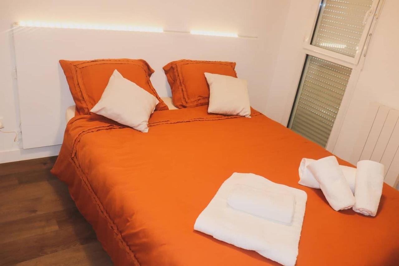 T3 Au Centre Ville Avec Balcon, Parking Gratuit 坎佩尔 外观 照片