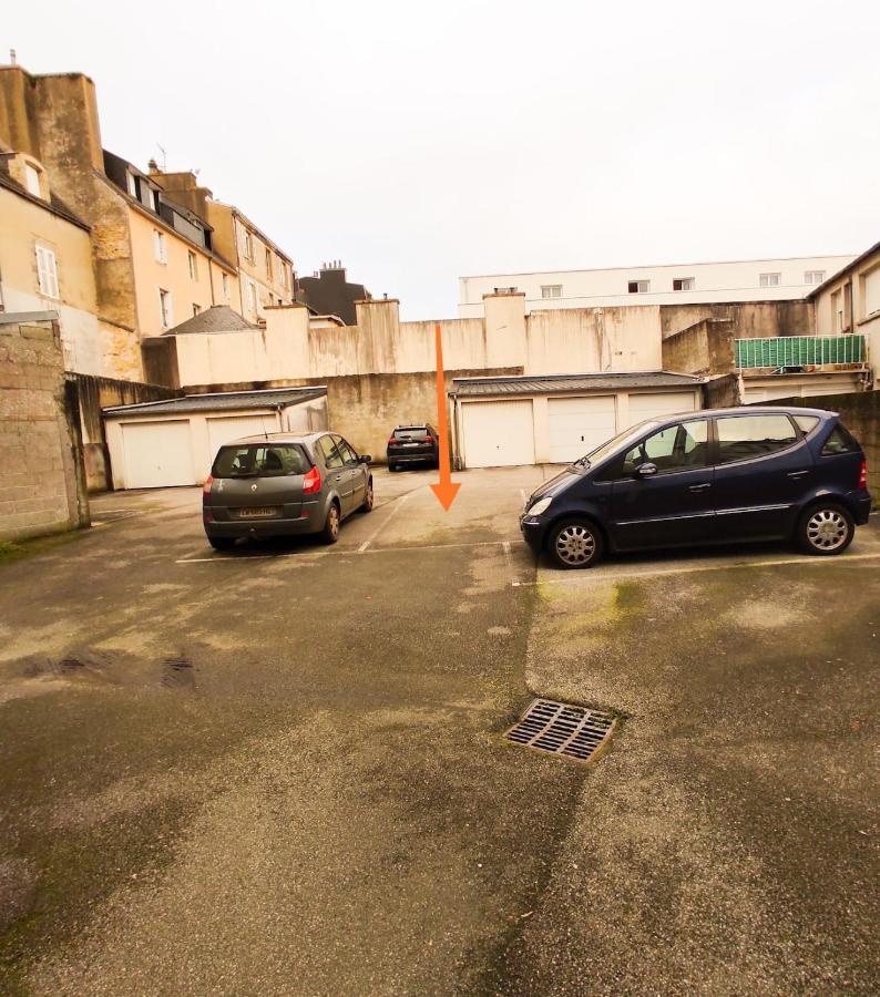 T3 Au Centre Ville Avec Balcon, Parking Gratuit 坎佩尔 外观 照片